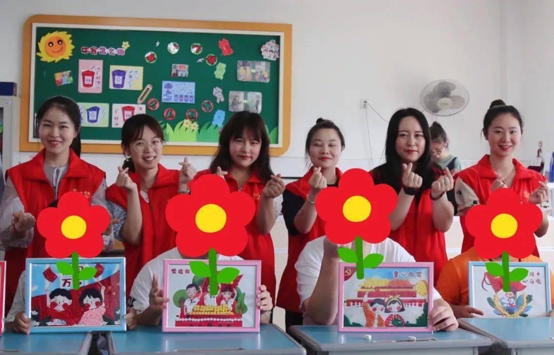 岳阳代表团举行第四次全体会议